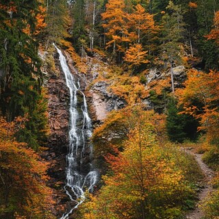 cascada-scorus-waterfall-romania-autumn-landscape