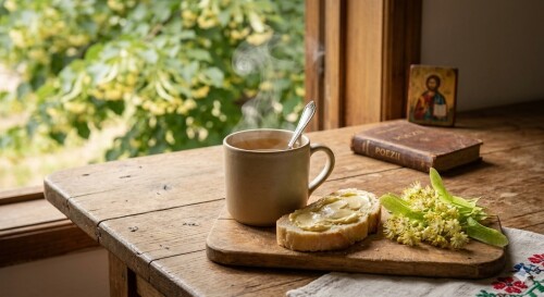 traditional-romanian-breakfast-linden-tea-butter-bread.jpg