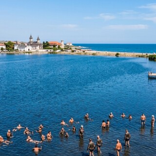 lake-techirghiol-therapeutic-mud-bath-beautiful-romania