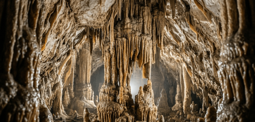magura-cave-apuseni-mountains-romania.png